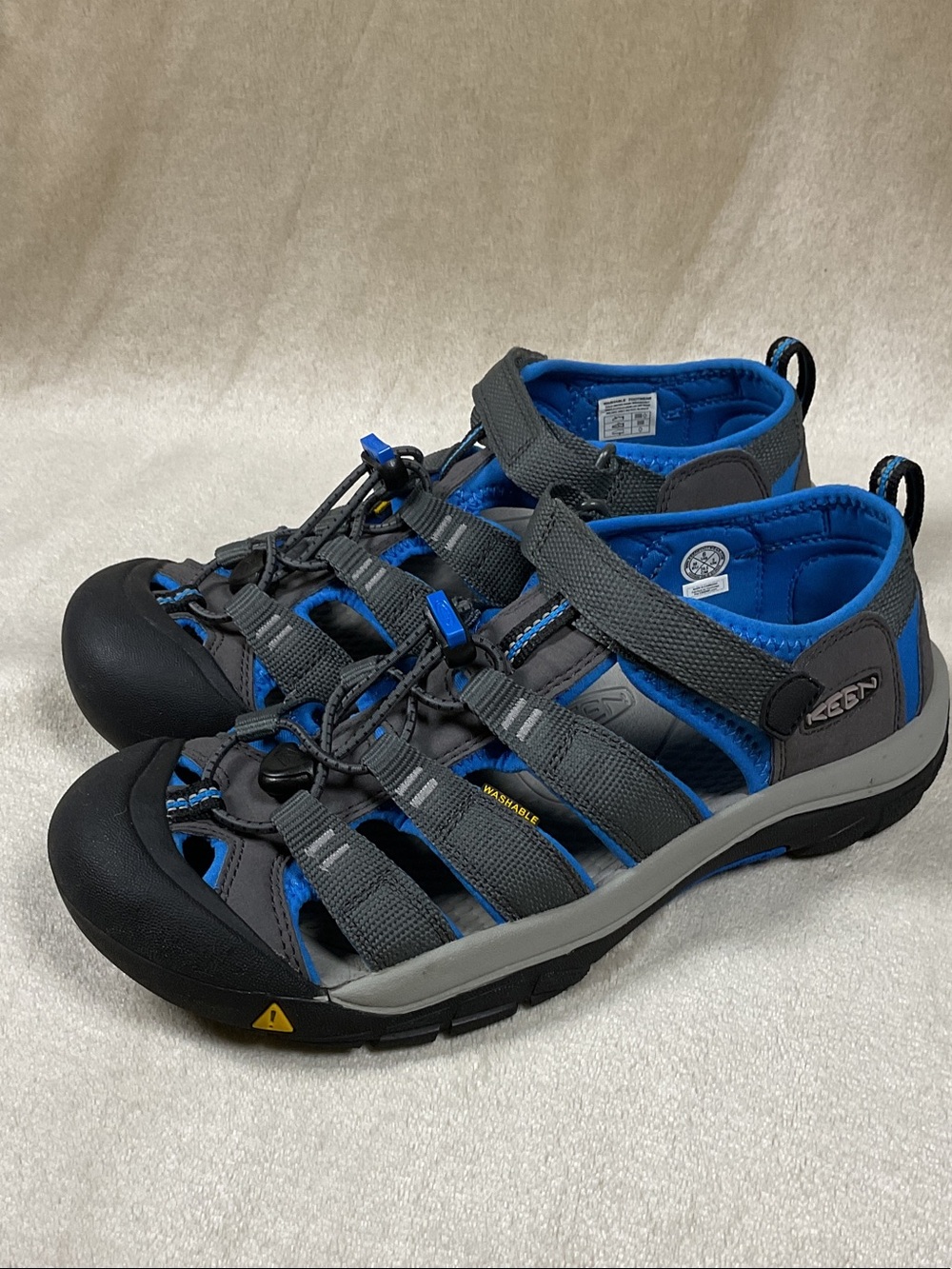 Keen Unisex Gray and Blue Newport H2 Sandals size 38